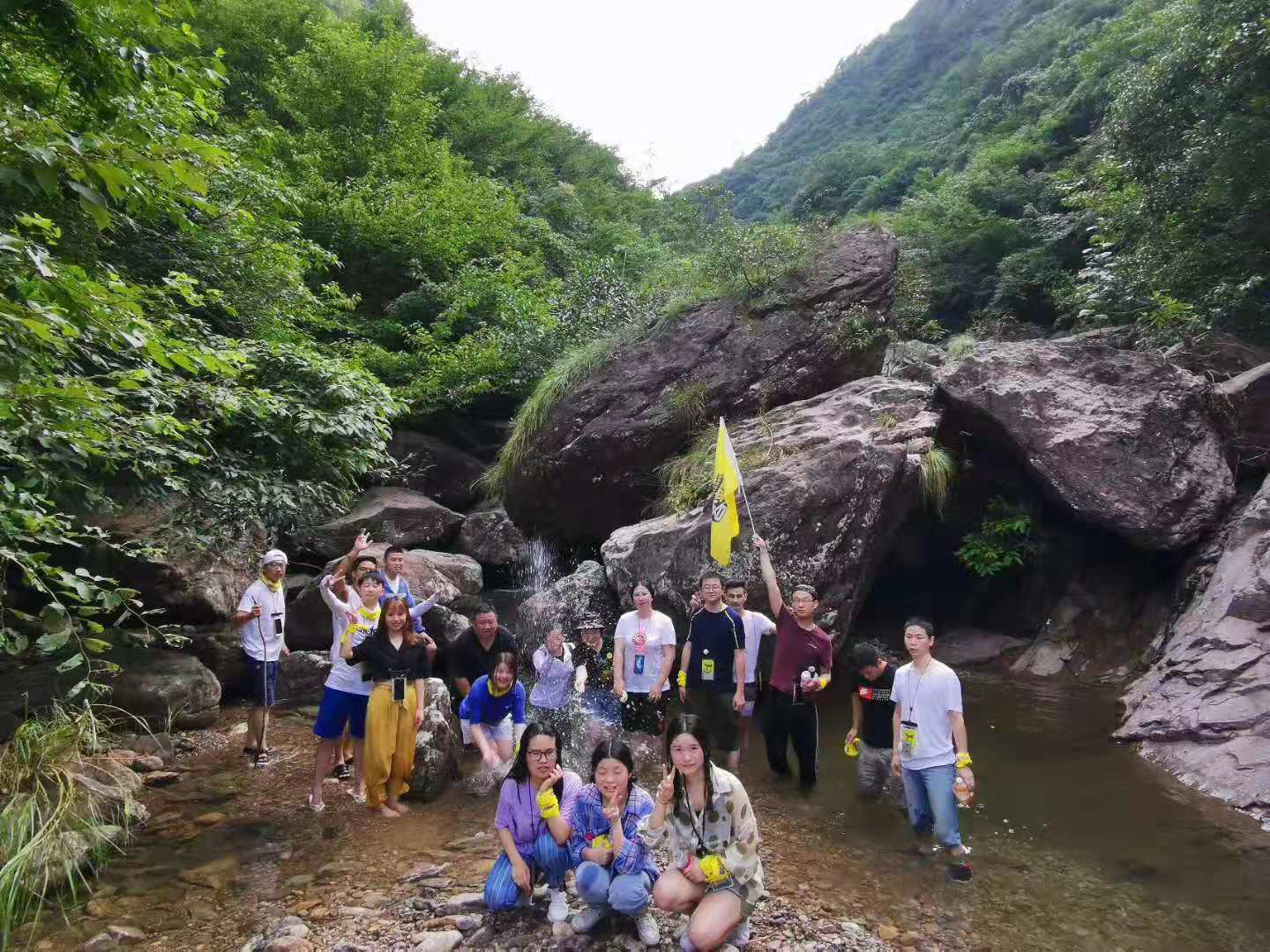 探龙宫,漂峡谷-博敏2019消暑之行 Exploring the Dragon Palace and Drifting Canyon - Bomin's 2019 Summer Vacation Tour